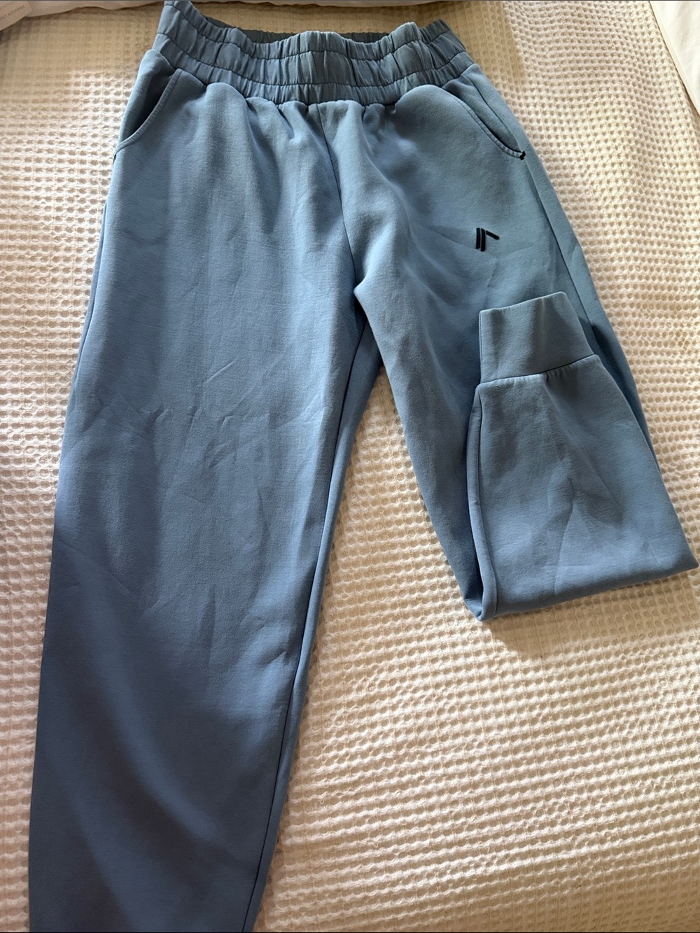 Alphalete Light Blue Men's Jogger Sweatpants